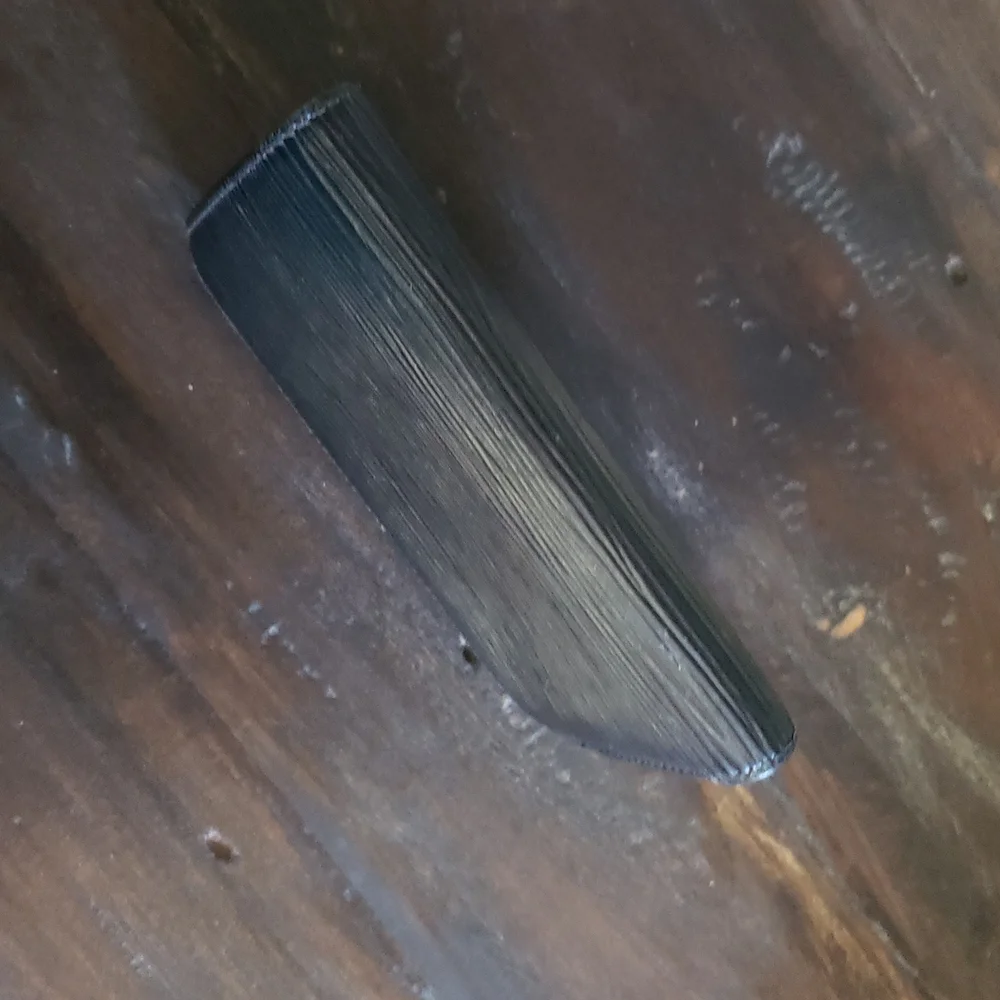 EUC LV EPI KISSLOCK WALLET